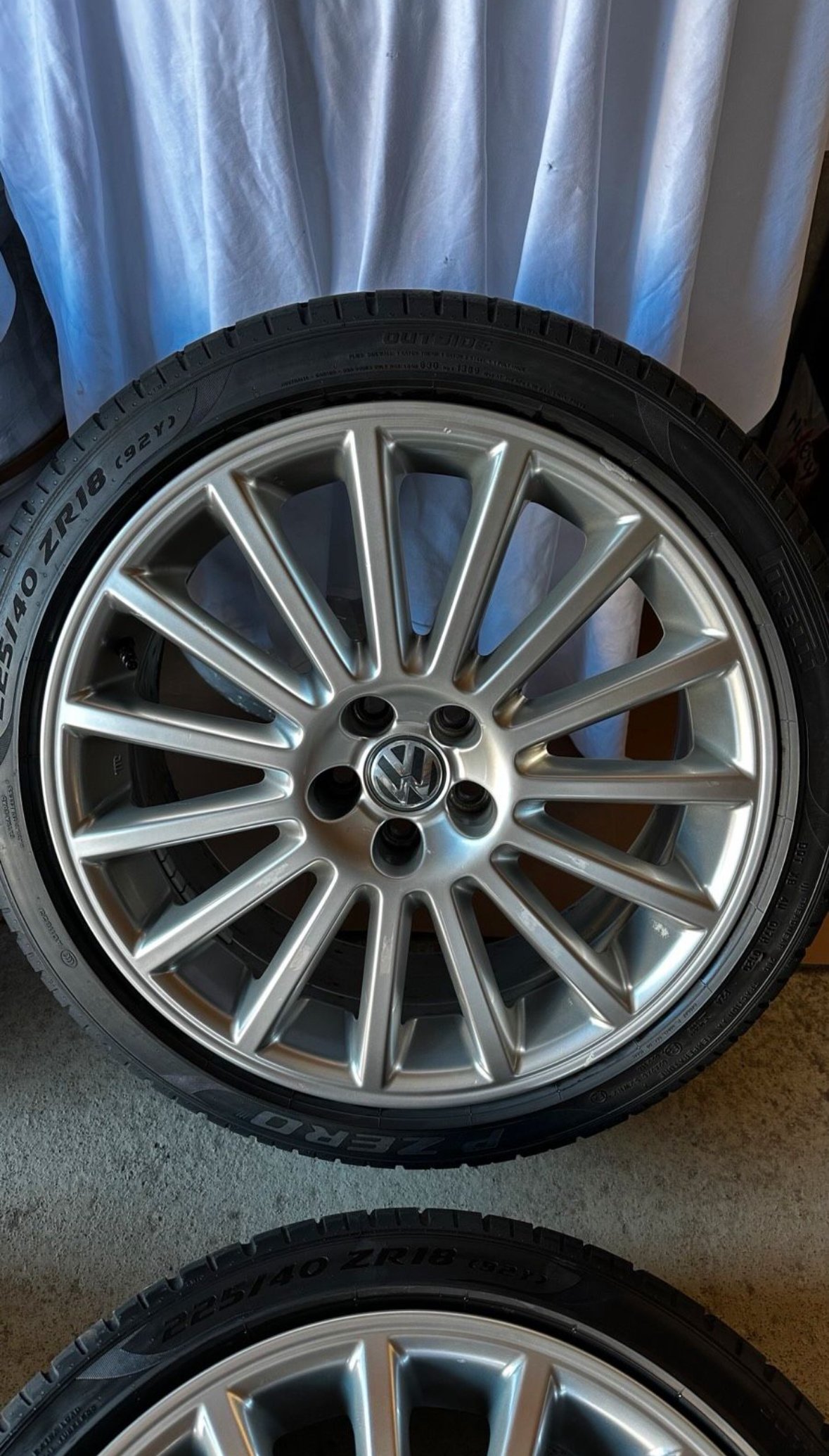 OZ Racing Golf 4 R32 Wheels with Pirelli PZero Tires – Image 6