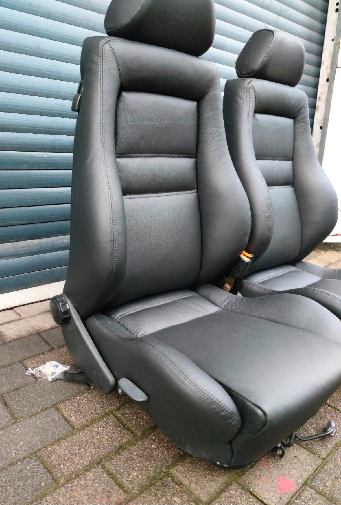 VW Golf 4 Cabrio Leather Seats – Image 3