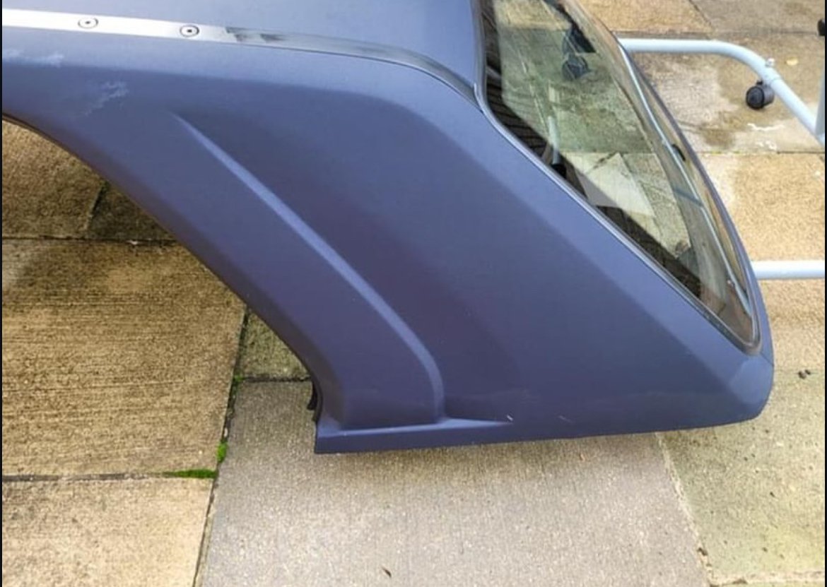 BMW E30 Toit rigide en parfait état – Image 9