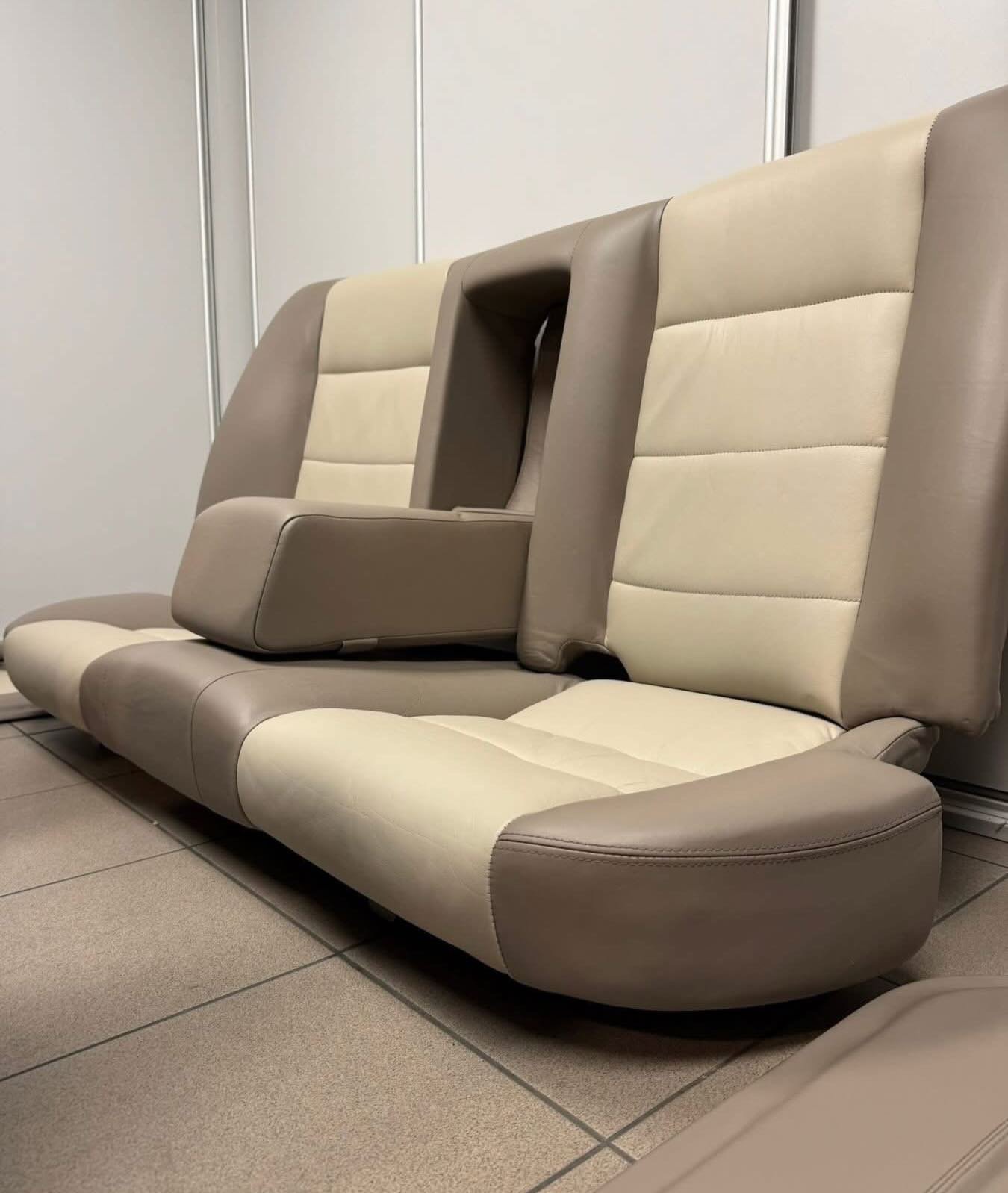 Intérieur BMW M5 E34 – Image 5