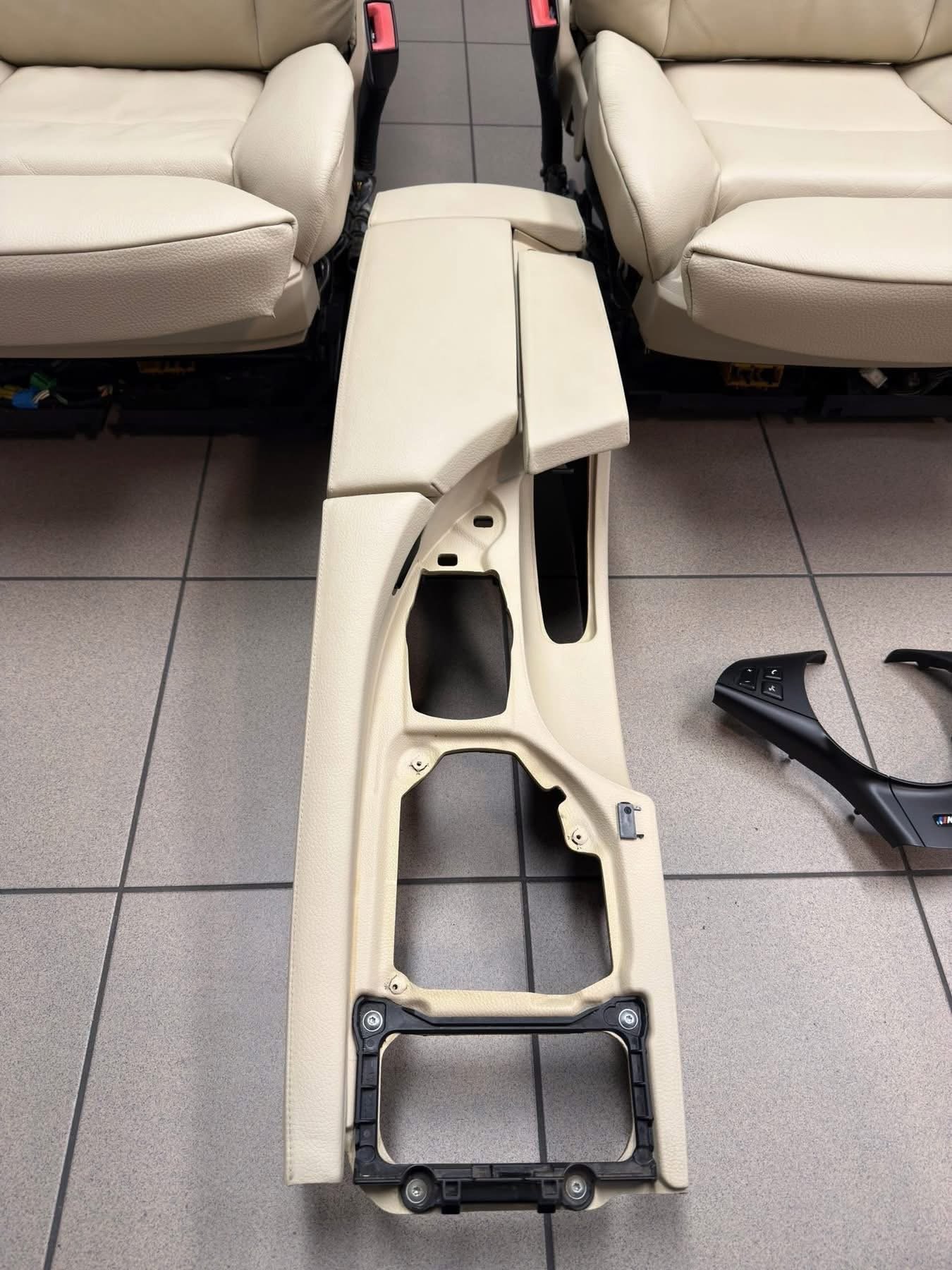 BMW E60 Interior Premium – Image 5